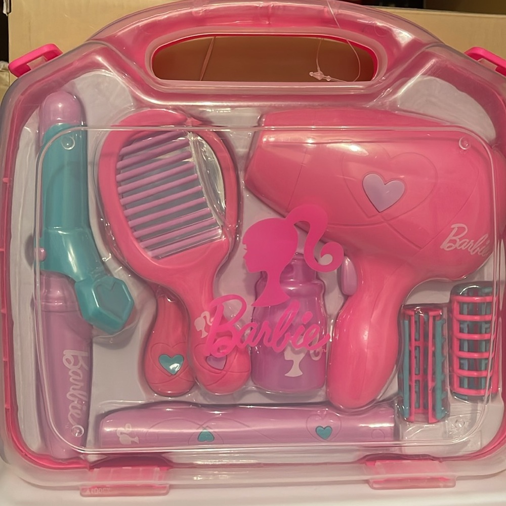 Barbie Kitchen Toaster, Blender, and Appliances Bundle - Picture 5 of 5